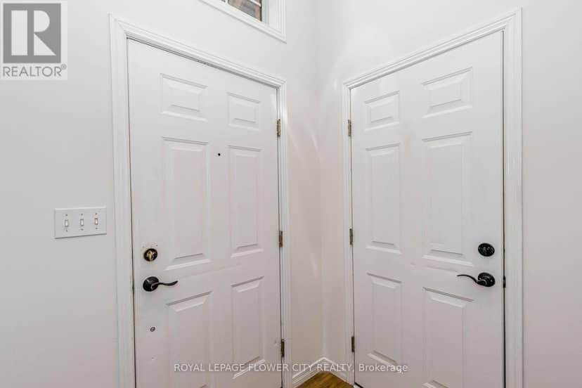 47 Queensway Drive — photo 5 of 40