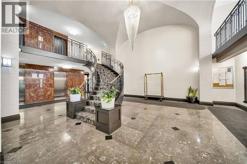 500 GREEN Road Unit# 701 — photo 12 of 40