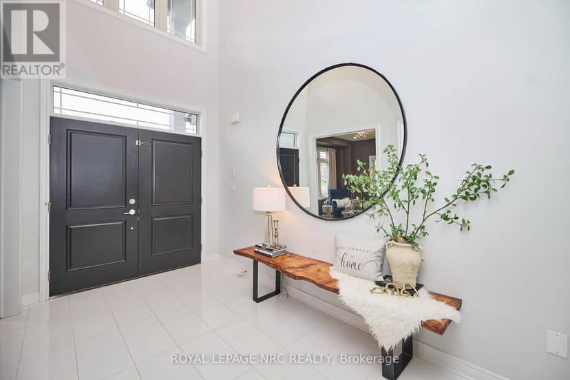 31 Bergenstein Crescent — photo 7 of 40