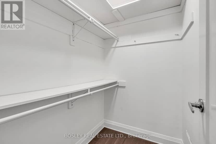 112 - 966 Inverhouse Drive — photo 14 of 35