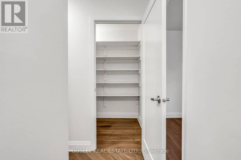112 - 966 Inverhouse Drive — photo 21 of 35