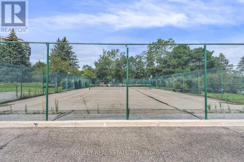 112 - 966 Inverhouse Drive — photo 32 of 35
