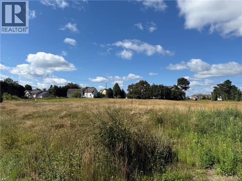1.07 Acres Rue Saulnier Ouest — photo 10 of 10