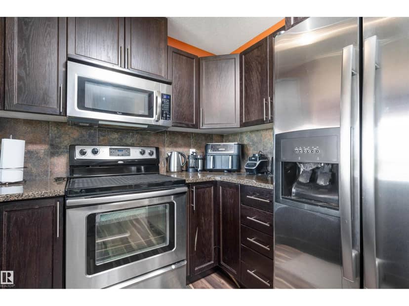 #146 5420 Grant Macewan Bv — photo 12 of 36