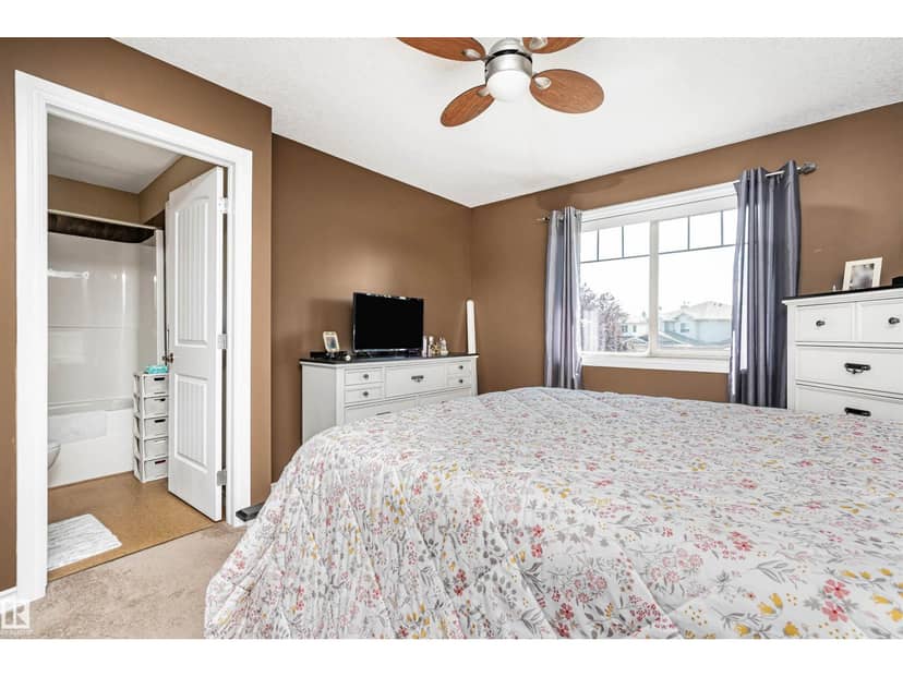 #146 5420 Grant Macewan Bv — photo 16 of 36