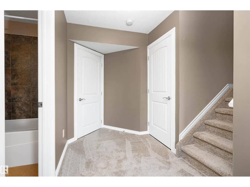 #146 5420 Grant Macewan Bv — photo 24 of 36