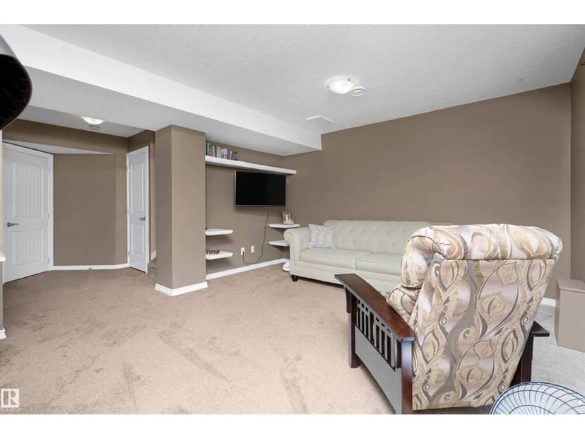 #146 5420 Grant Macewan Bv — photo 27 of 36
