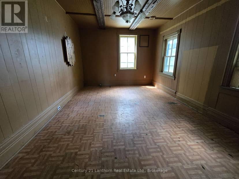 1881 Stockdale Road — photo 20 of 27