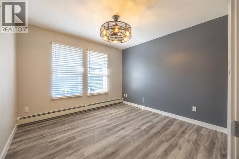 304, 1021 Ross Street — photo 16 of 17