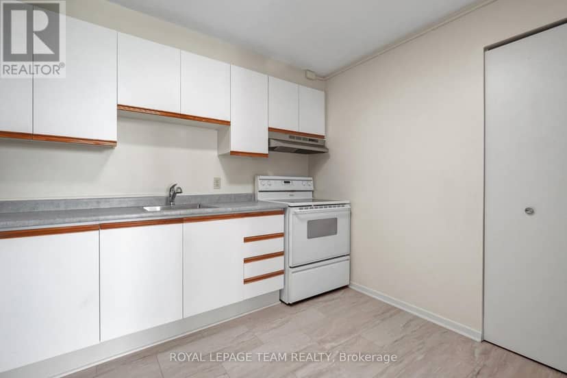 Unit# 402 - 1380 Prince Of Wales Drive — photo 19 of 40