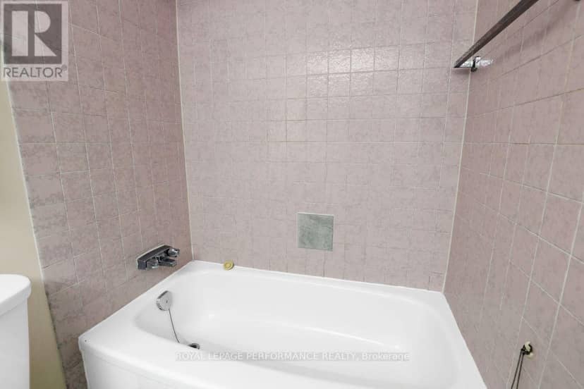 1801 - 71 Somerset Street W — photo 34 of 40