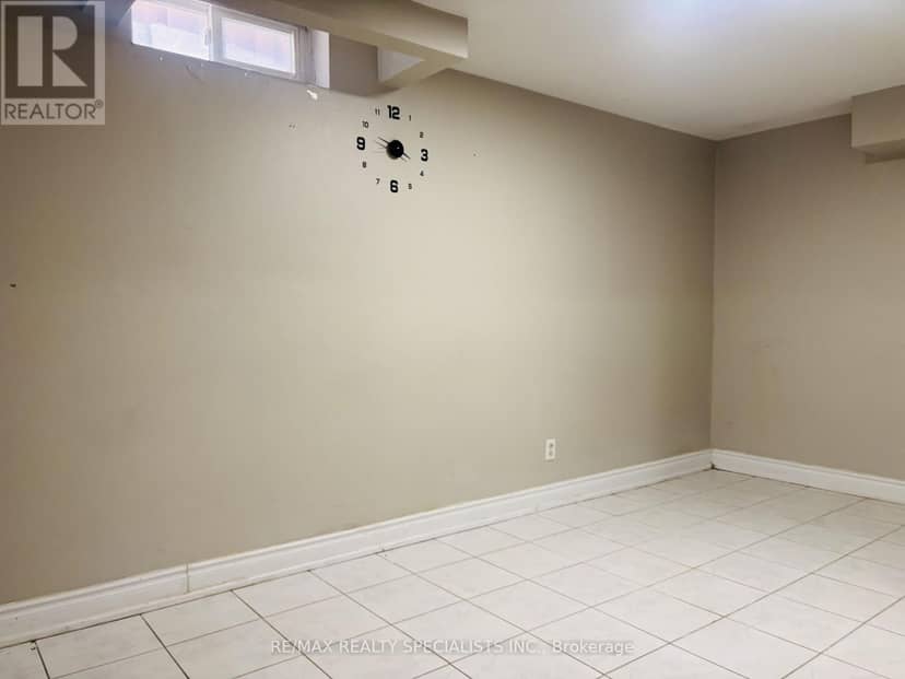 33 Cherrytree Drive — photo 27 of 34