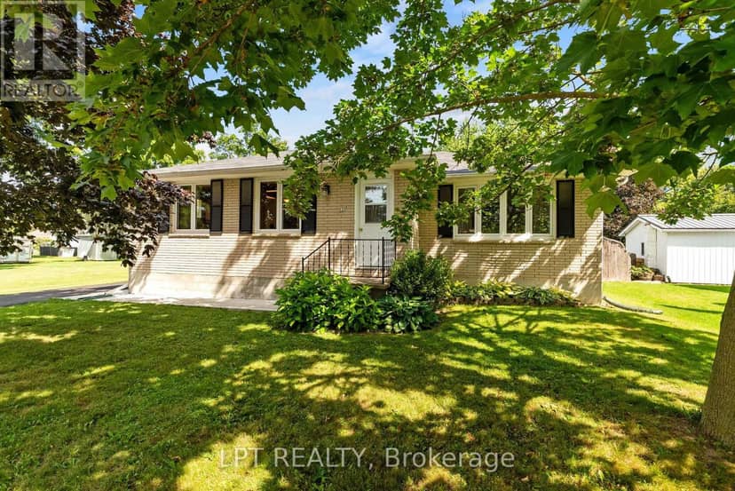 226 Tain Street, North Middlesex