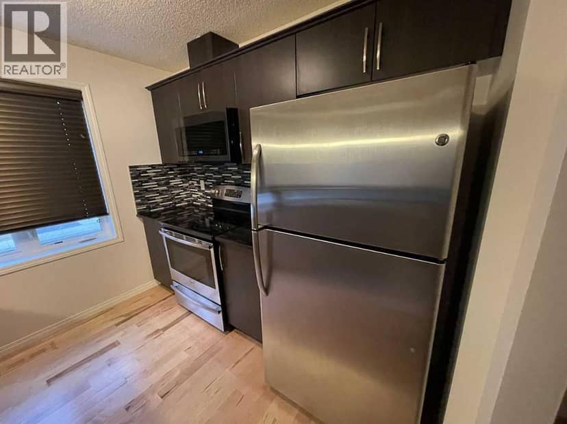 162 Windstone Mews SW, Airdrie, photo 7