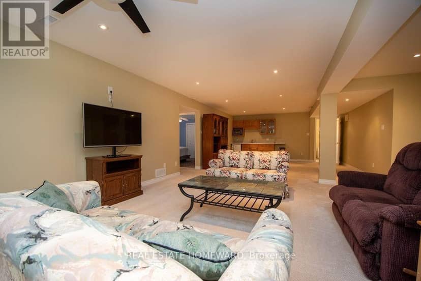 8 Island Bay Drive — photo 15 of 26