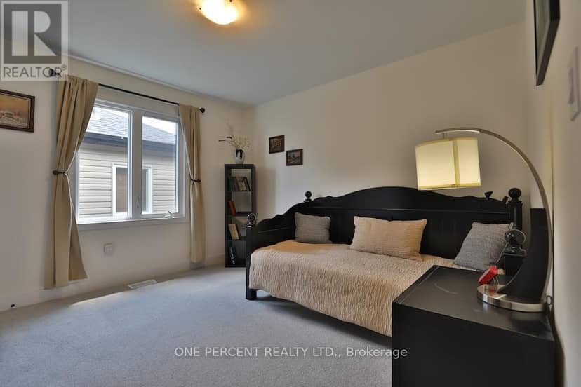 72 Dusenbury Drive — photo 38 of 40