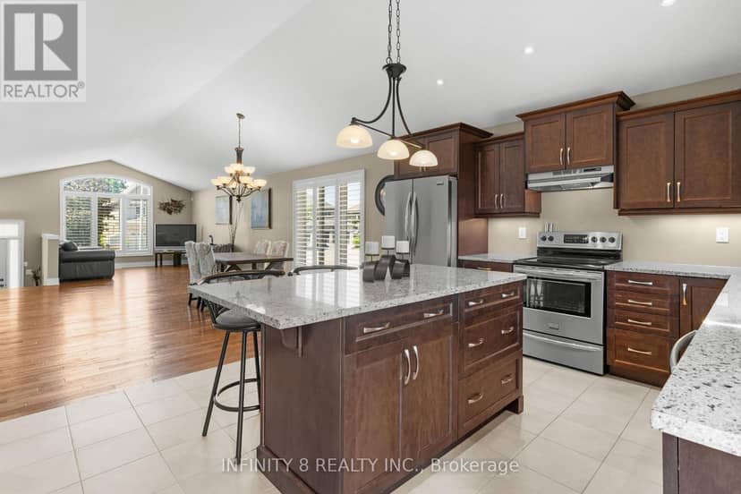 10 Sapphire Court — photo 12 of 40