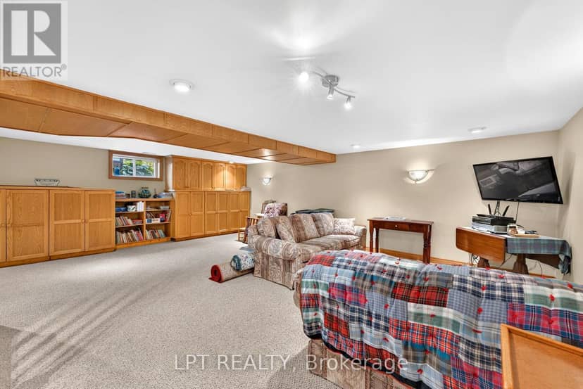 226 Tain Street — photo 26 of 40
