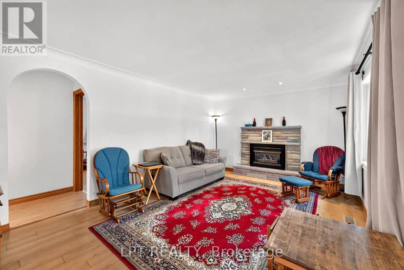 226 Tain Street — photo 9 of 40
