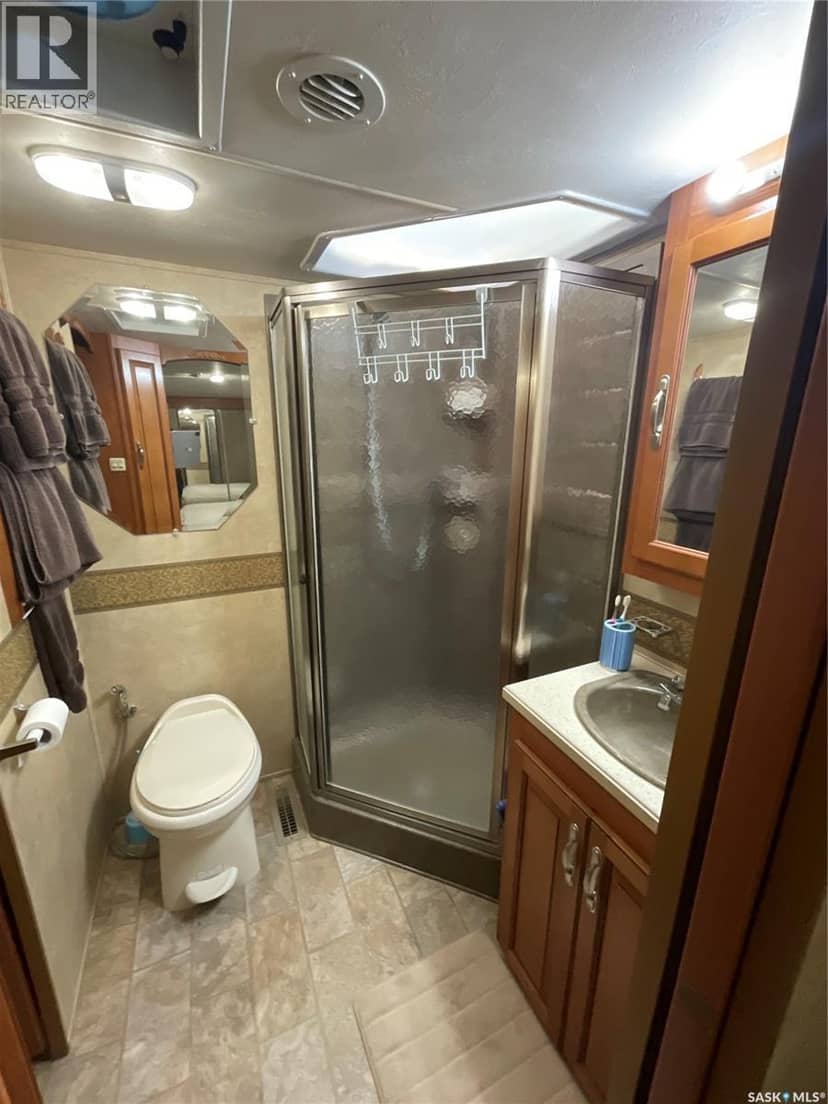 Poplar Beach RV Resort — photo 11 of 18