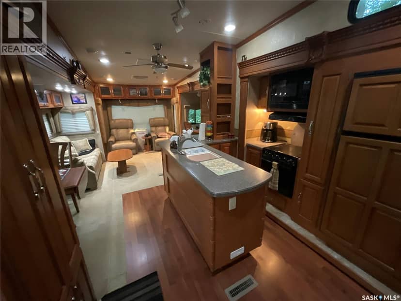 Poplar Beach RV Resort, Wakaw Lake, photo 8