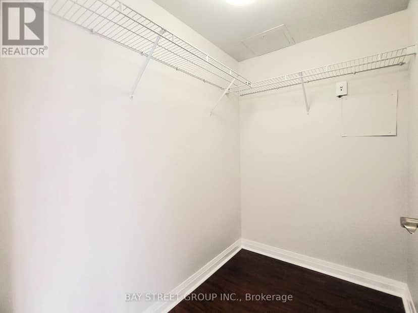209 - 7363 Kennedy Road — photo 28 of 40