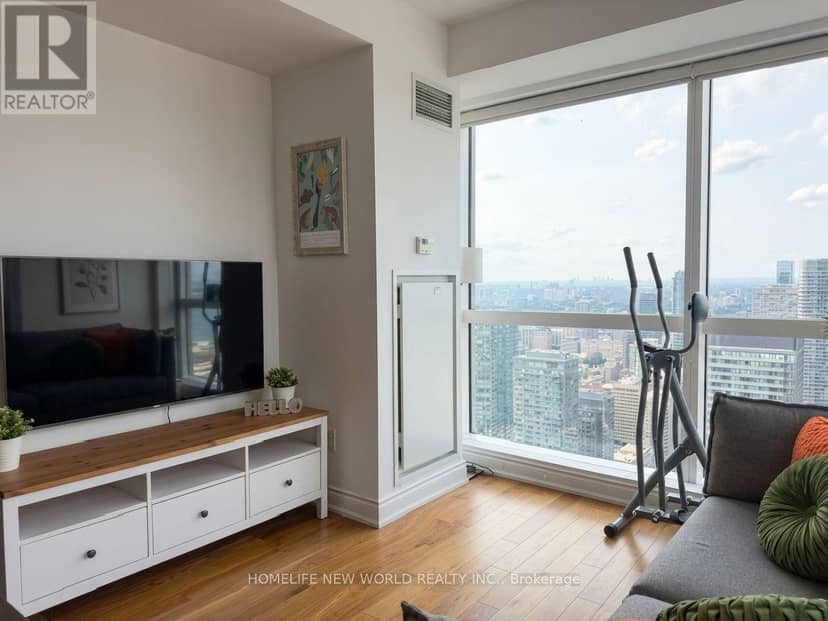 6101 - 388 Yonge Street — photo 17 of 35