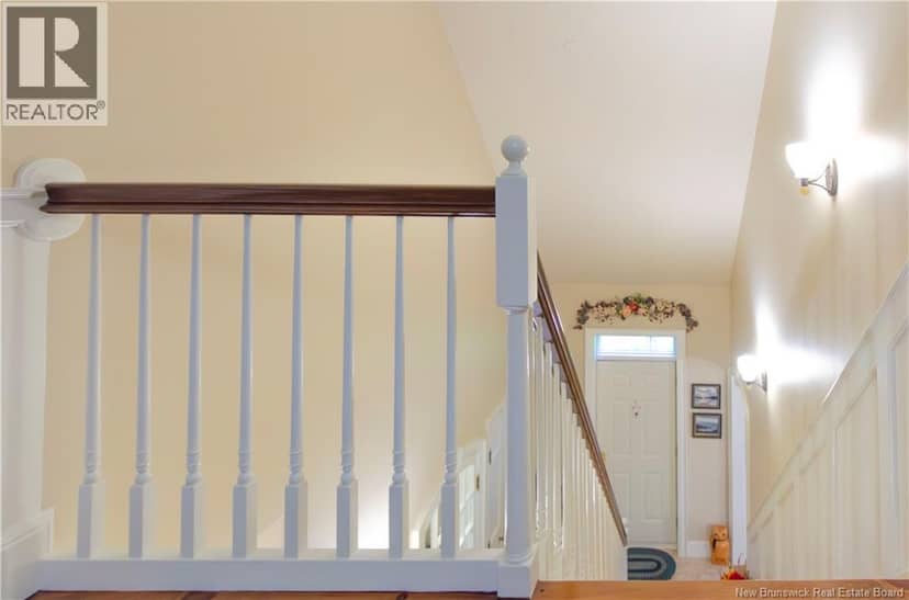 15 Birch Hill Crescent — photo 29 of 40