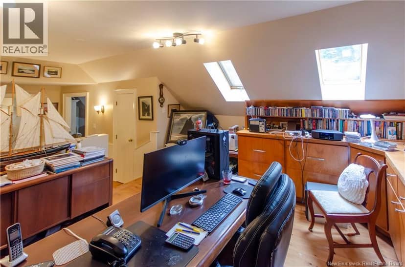 15 Birch Hill Crescent — photo 40 of 40