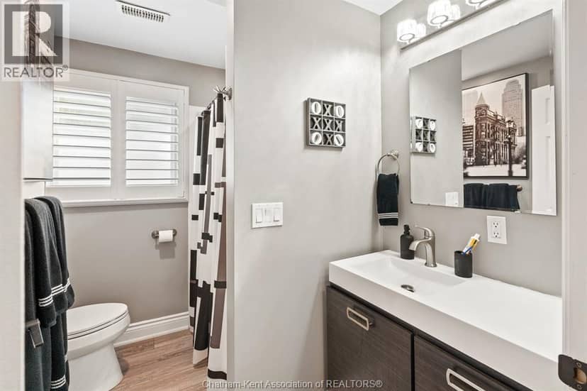 23 Sutton COURT — photo 17 of 29