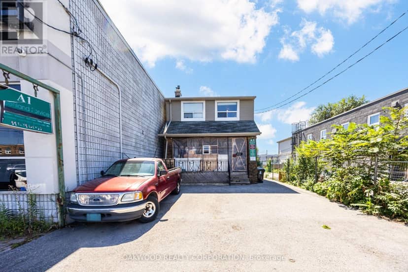 2449 St Clair Avenue W, Toronto