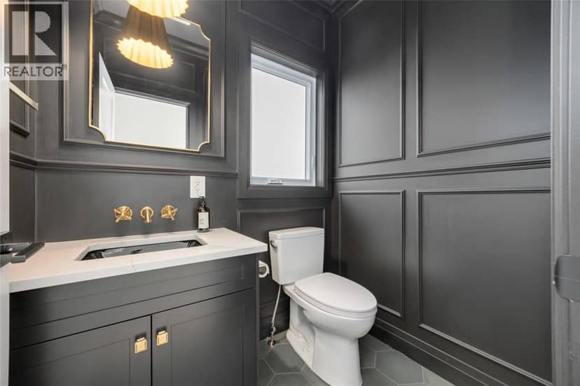 3527 Paul Crescent — photo 22 of 40