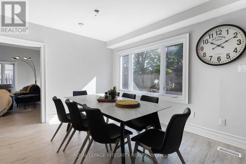 240 Blackburn Avenue — photo 19 of 40