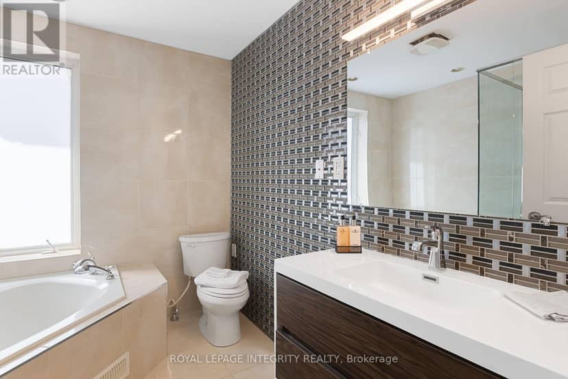 240 Blackburn Avenue — photo 35 of 40