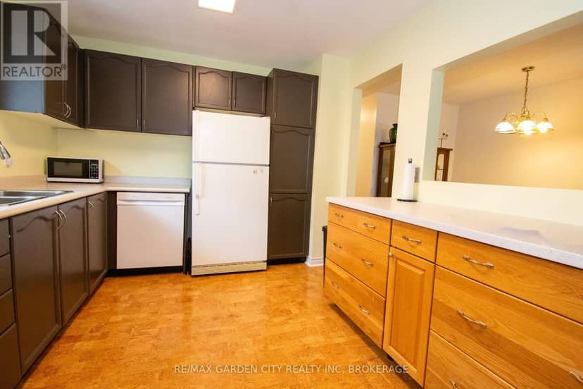 93 Northwood Drive — photo 17 of 40