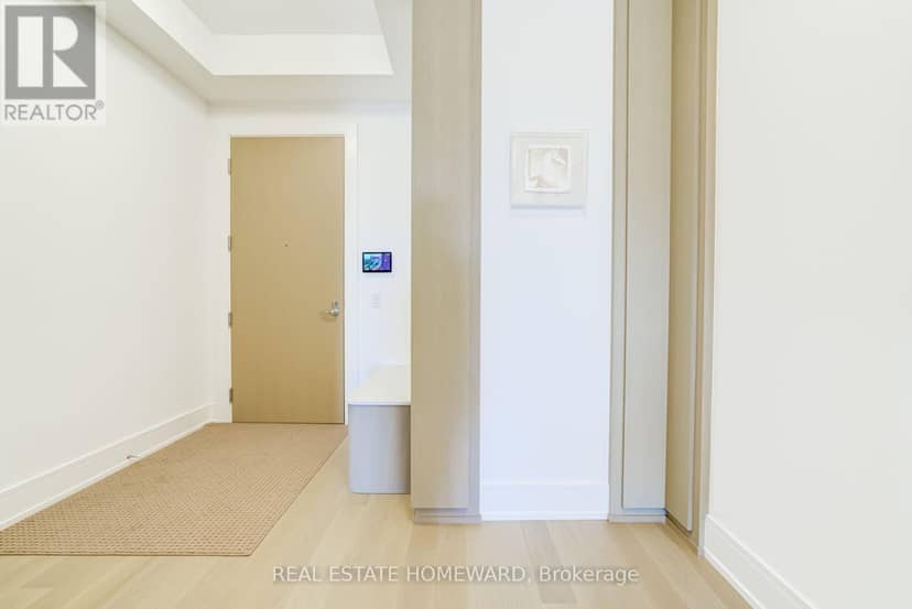 808 - 397 Royal Orchard Boulevard E — photo 10 of 40