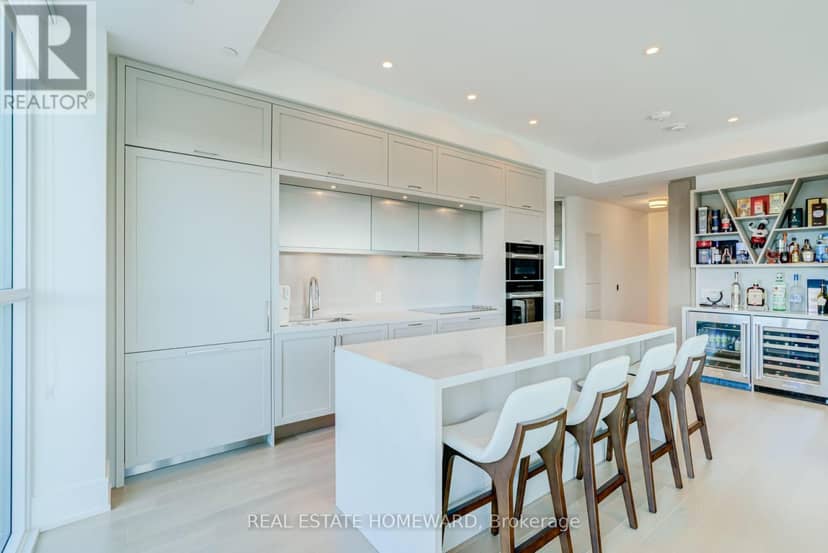 808 - 397 Royal Orchard Boulevard E — photo 16 of 40