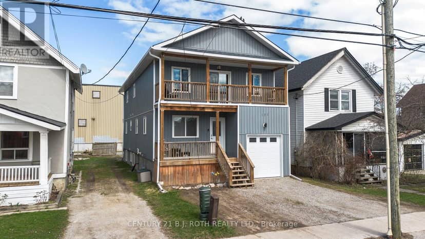 102 Dunlop Street — photo 2 of 20
