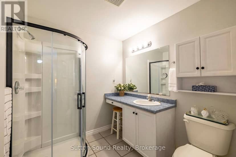 14 Shamrock Boulevard — photo 19 of 40
