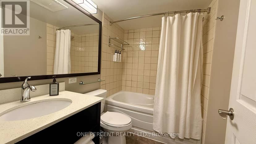 231 - 156 Jozo Weider Boulevard — photo 8 of 15