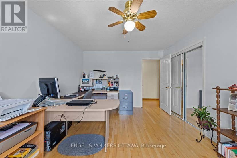 3805 Big Rideau Lake Road — photo 26 of 40