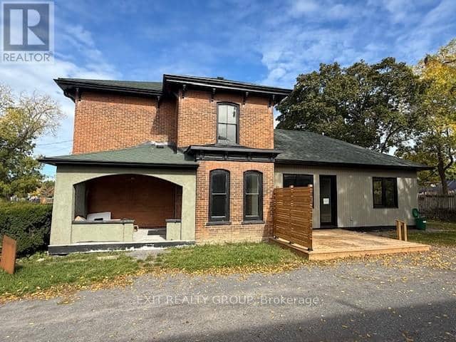 368 Picton Main Street, Prince Edward County, photo 7