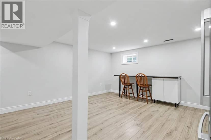 15 GREENWOOD Street — photo 27 of 40