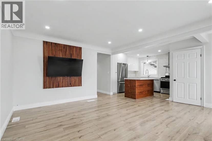 15 GREENWOOD Street — photo 10 of 40