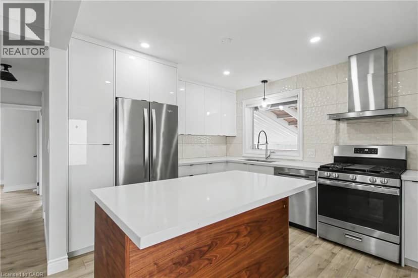 15 GREENWOOD Street — photo 12 of 40