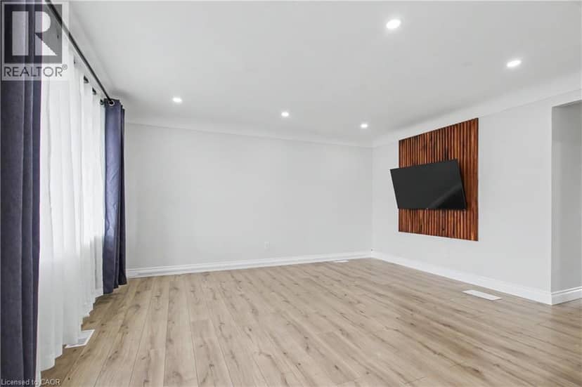 15 GREENWOOD Street, Hamilton, photo 7