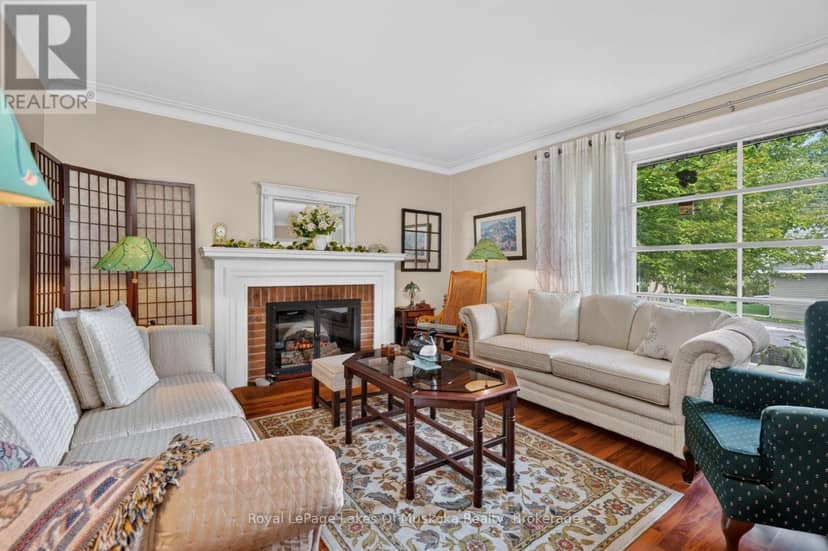 2 Mountview Avenue — photo 8 of 40