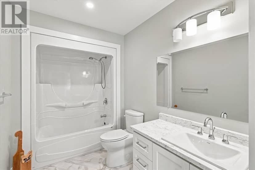 115 Main Road — photo 32 of 40