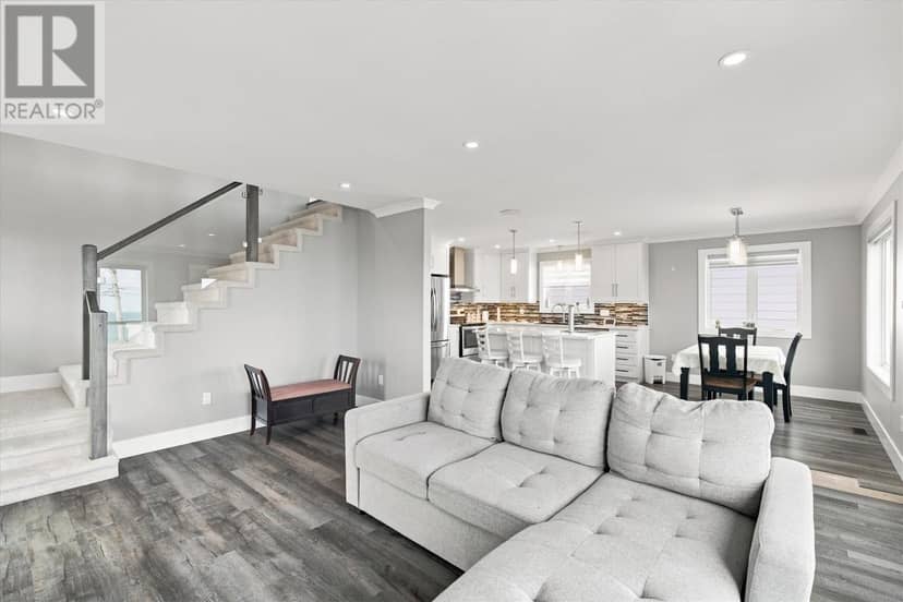 115 Main Road — photo 37 of 40
