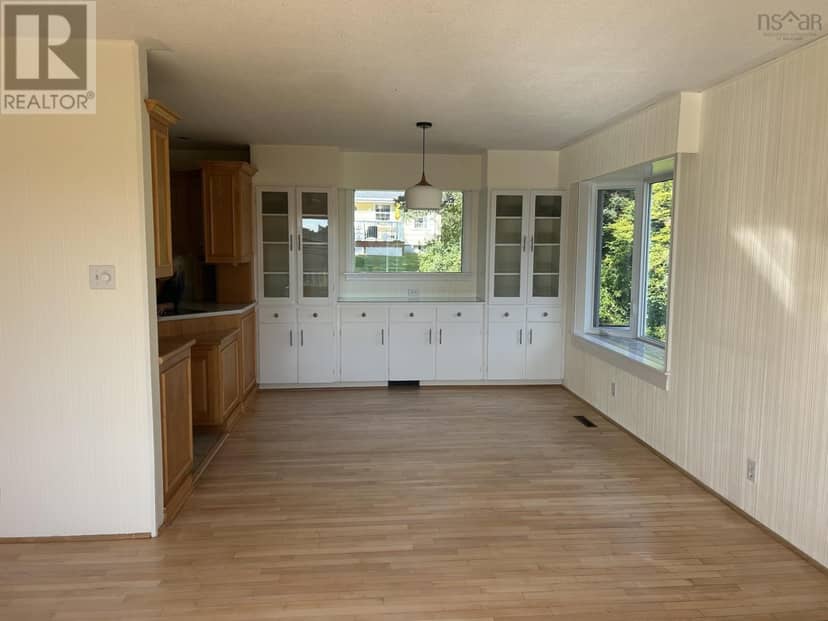 176 Green Street — photo 15 of 35